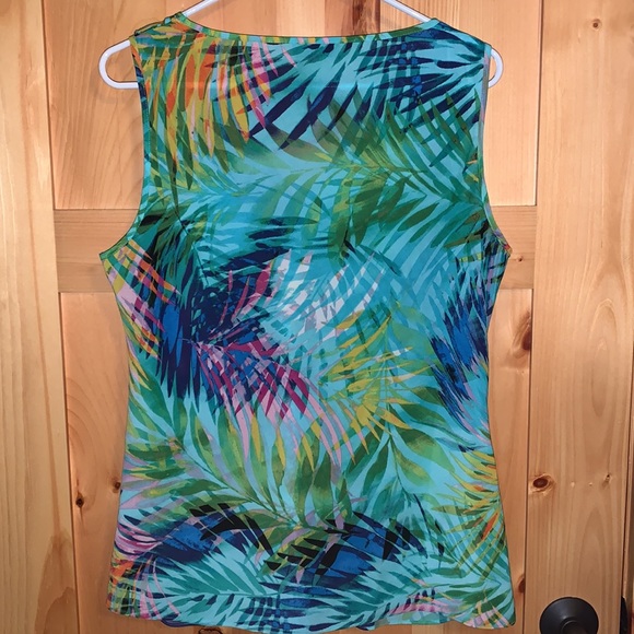 NWOT Tropical Print Tank with Ruffle Detail - Picture 4 of 8